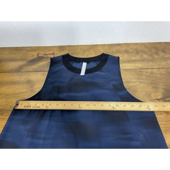 Athleta Top Womens S Blue Black Blurred Camo Zephyr Tank Sleeveless Curved Hem - Picture 6 of 8